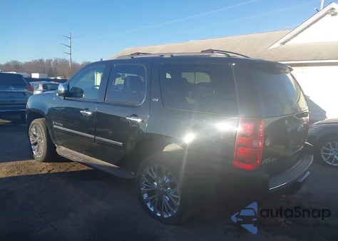 2009 Chevrolet Tahoe Ltz из США, поврежденный, VIN 1GNFK33049R280684